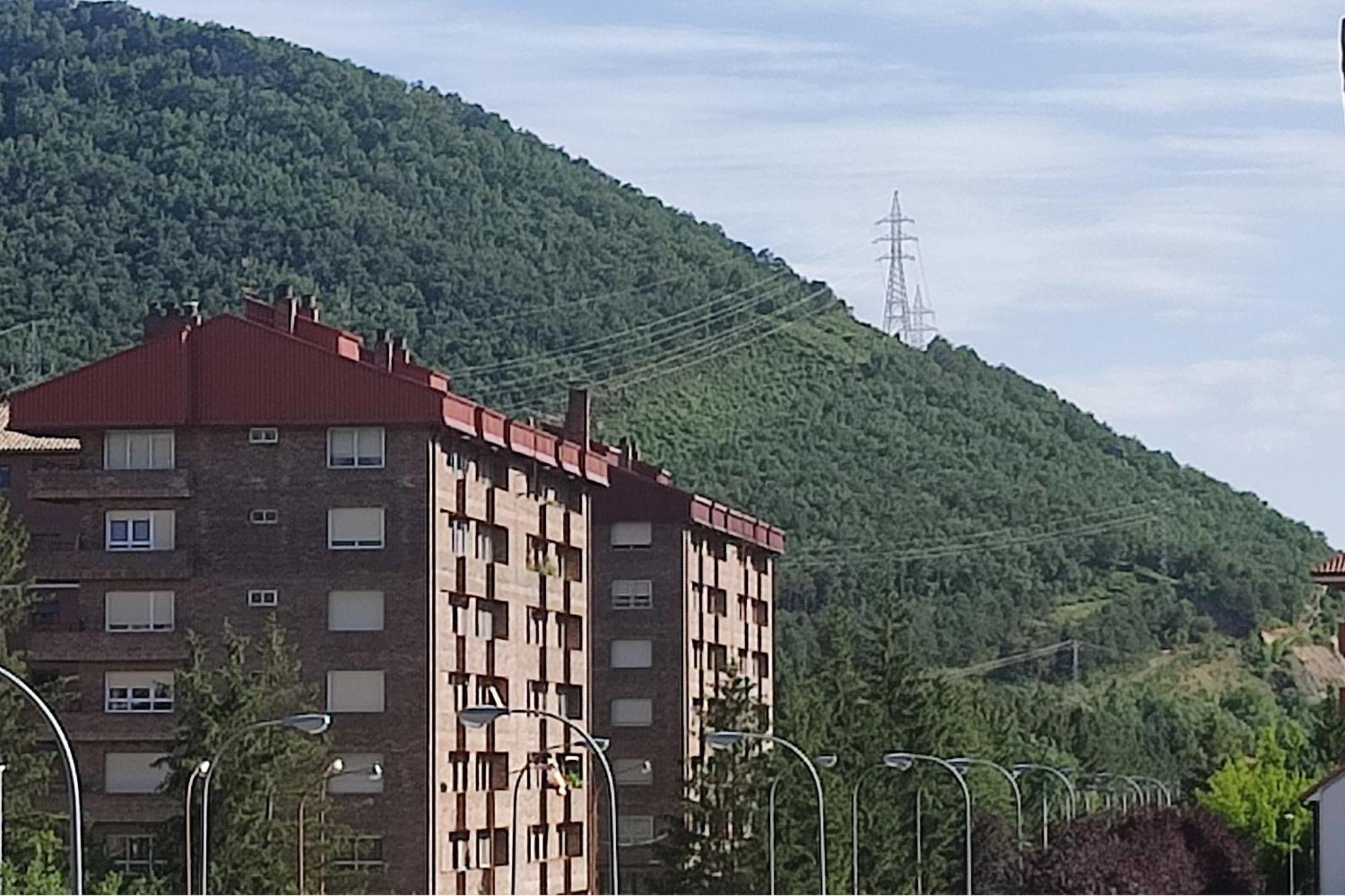 Apartamento O Mon Sabiñánigo Zewnętrze zdjęcie